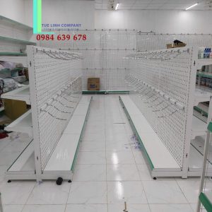 Mẫu kệ siêu thị tôn đục lỗ móc bi