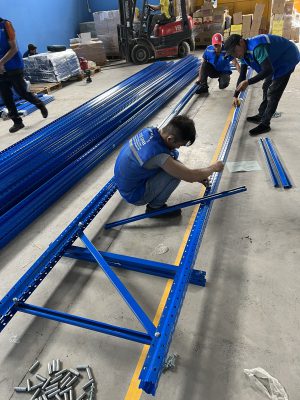 Chân TRụ kệ tải